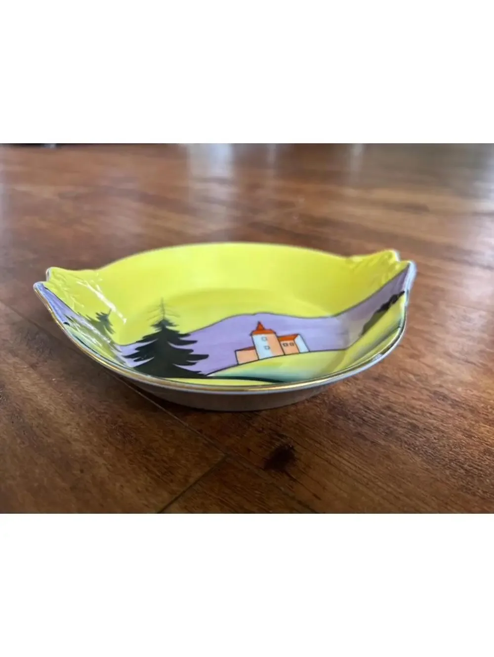 Hand Painted Meito China Decorative Dish Made in Japan